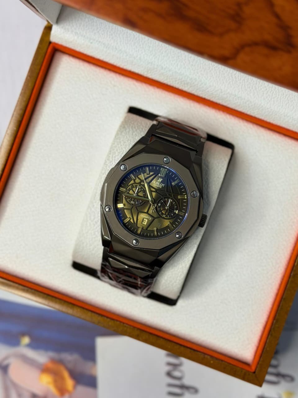 Hublot Big Bang Integral Gunmetal - THE AM Fine Timepieces